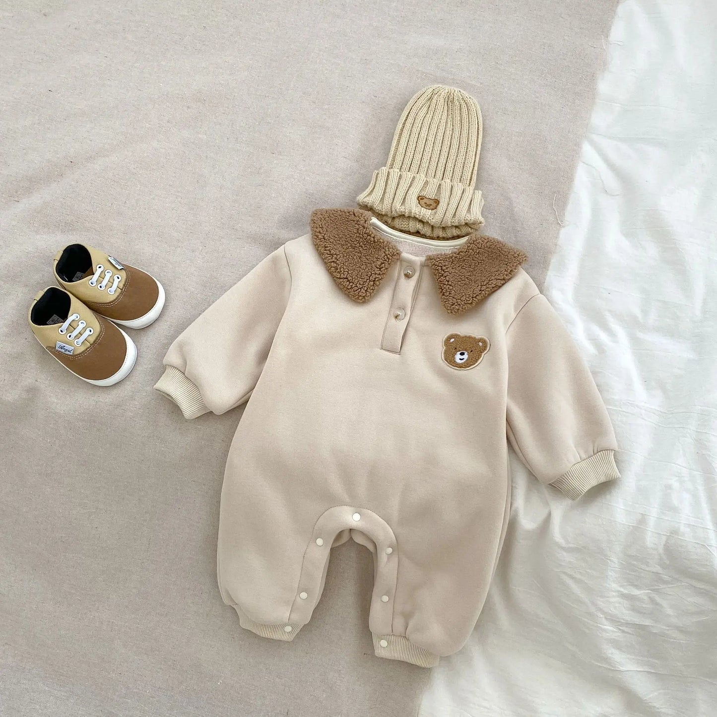 Warm Winter Baby Girl Romper β Thick Bear Print Jumpsuit with Peter Pan Collar (Newborn to Toddler) π»βοΈπ