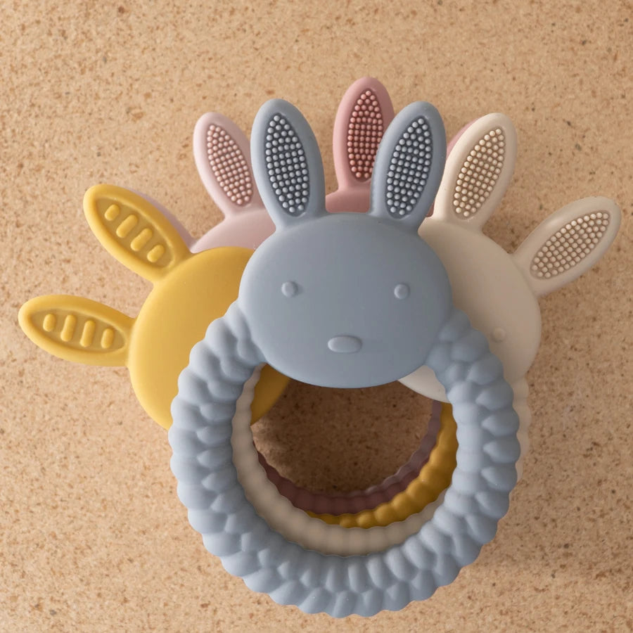 Cartoon Rabbit Baby Teether – BPA-Free Silicone Teething Toy for Newborns & Infants 🐰💧