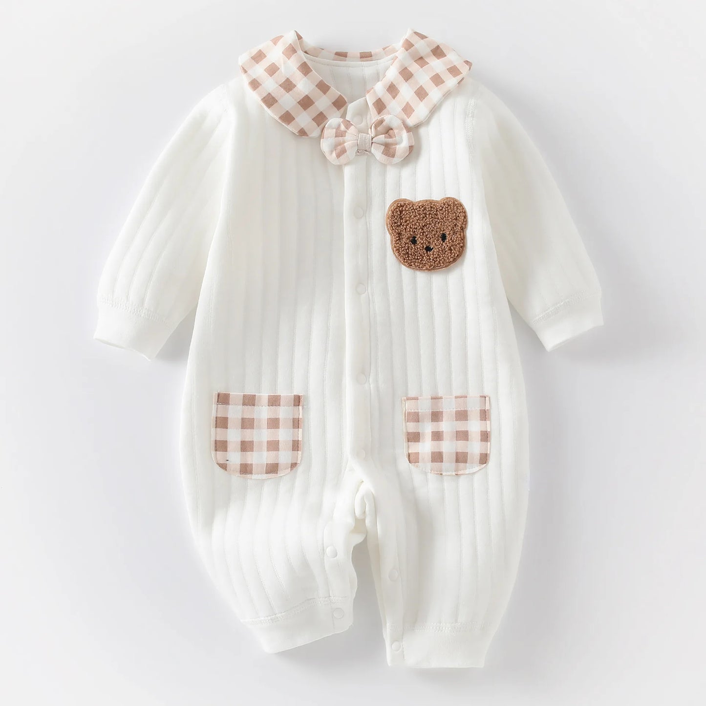 Cute Embroidered Bear Baby Jumpsuit – Thick Winter Romper for Newborns (0-6 Months) 🐻❄️
