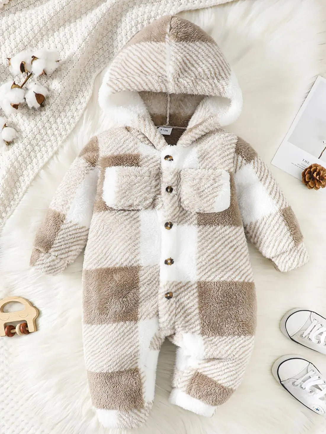 Cozy Plaid Hooded Baby Romper – Warm Winter Jumpsuit for Boys & Girls (3-24 Months) ❄️🍼0